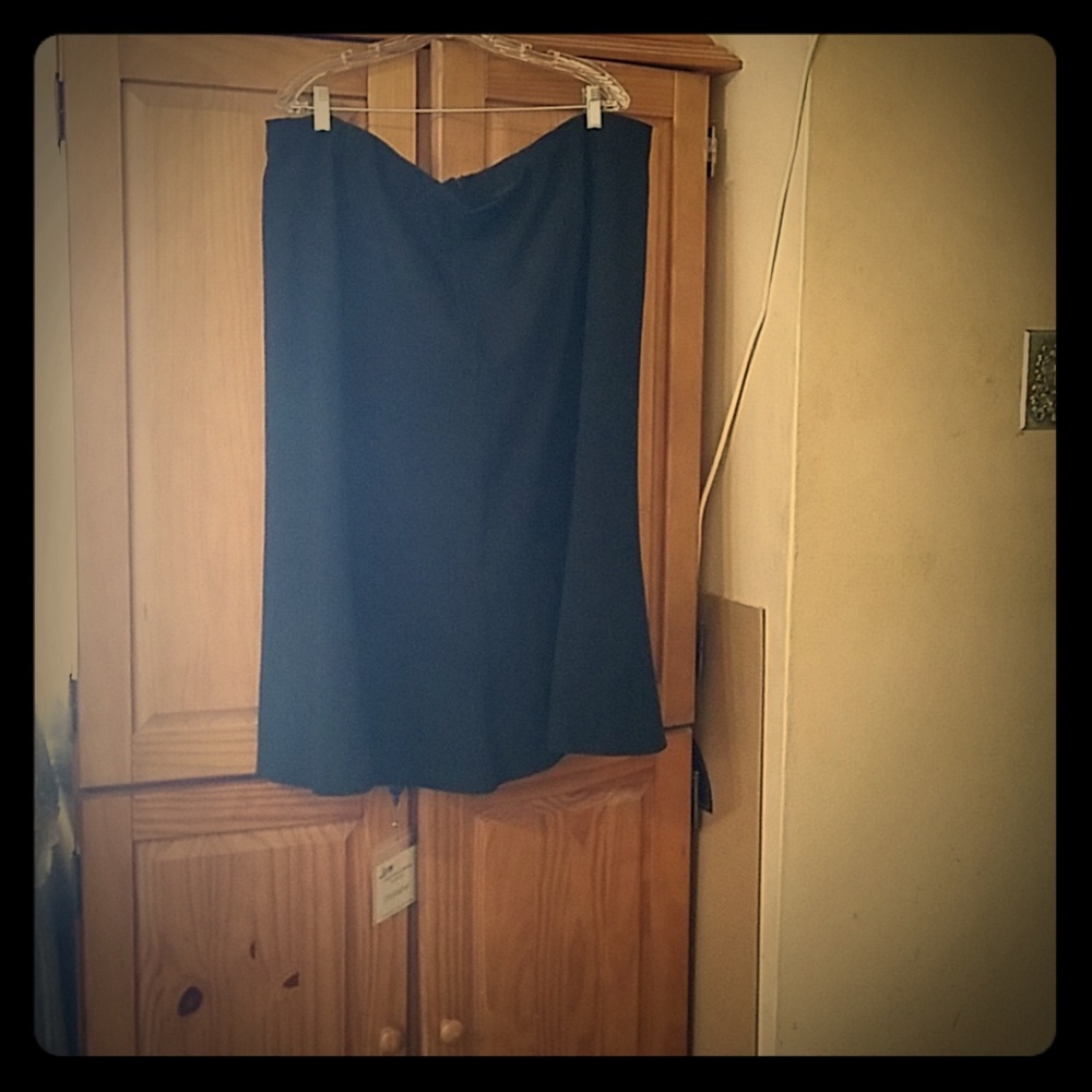 Blk skirt